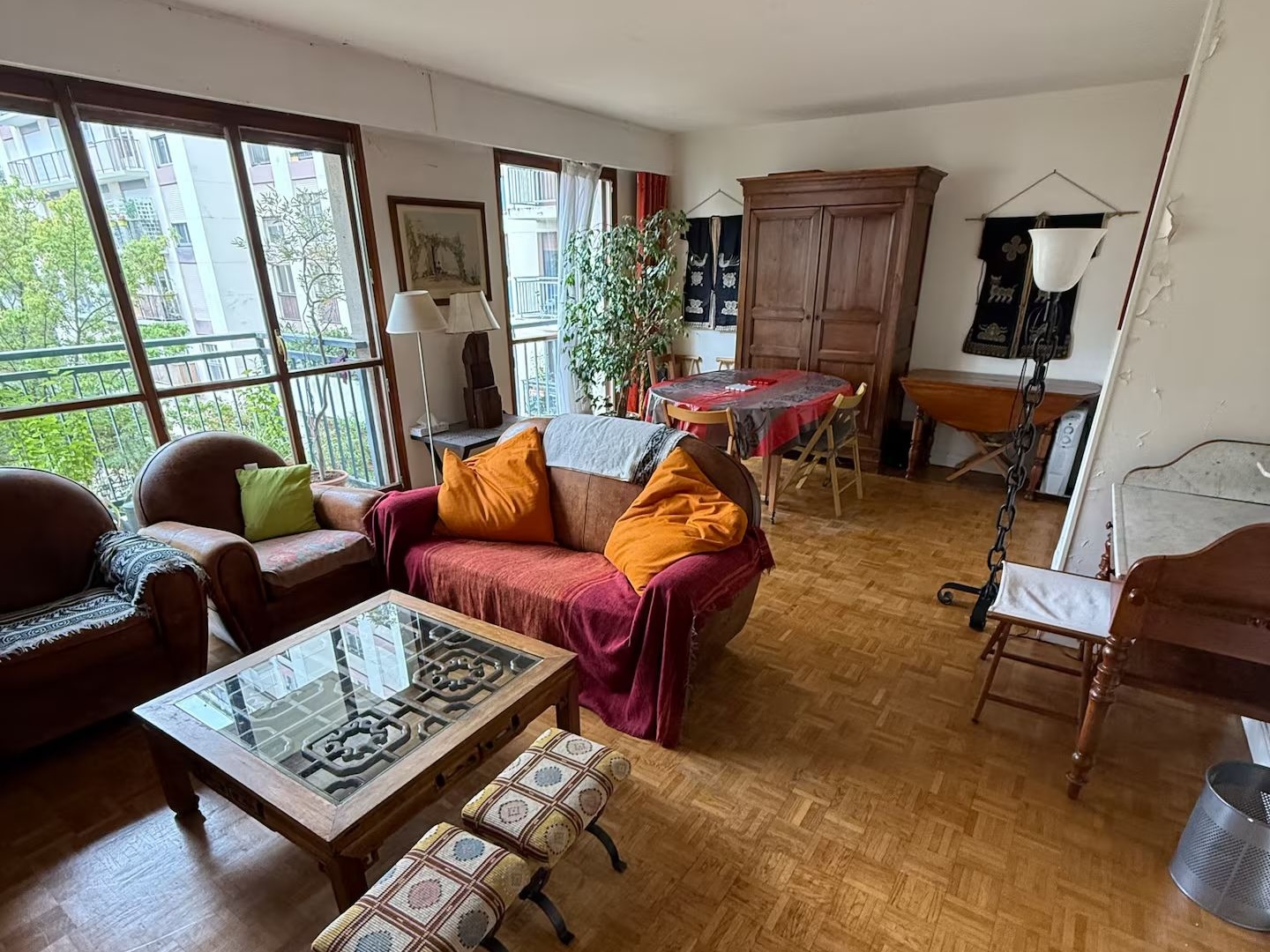 Photo d'un salon parisien avec le shooting immo