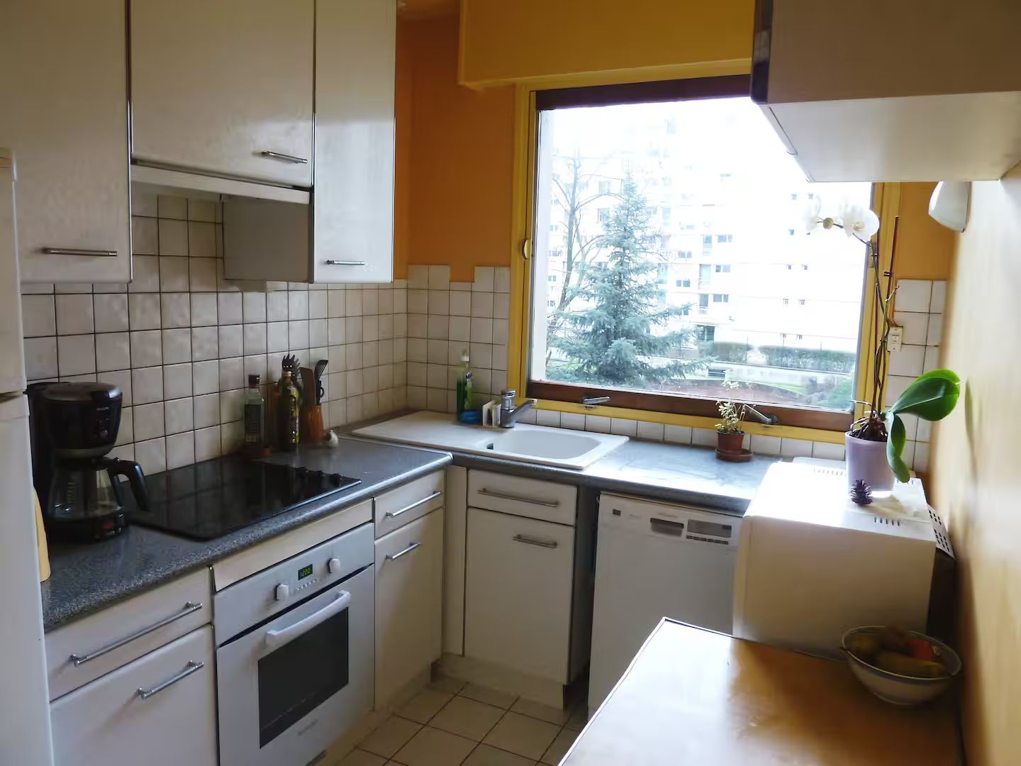 Photo cuisine d'un appartement à Paris avant le shooting photo professionnel