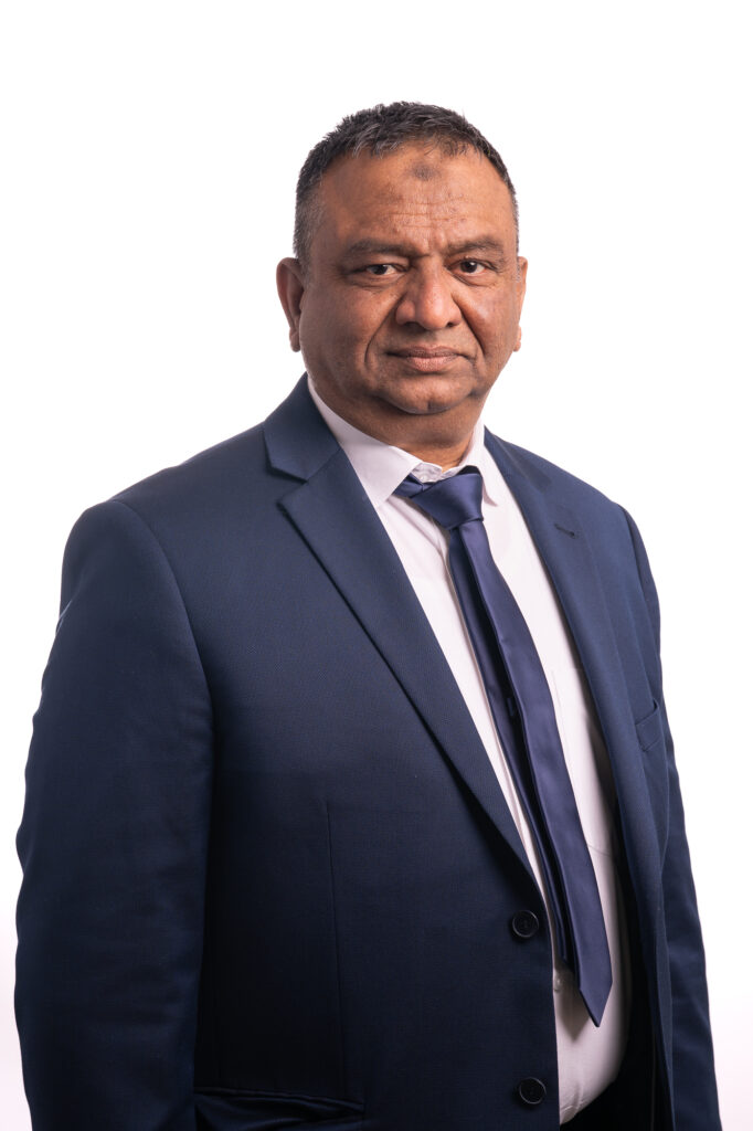 Portraits des élus de la ville de Gonesse en 2026. Photographie d'événements professionnels, institutionnels et culturels à Paris et banlieue.